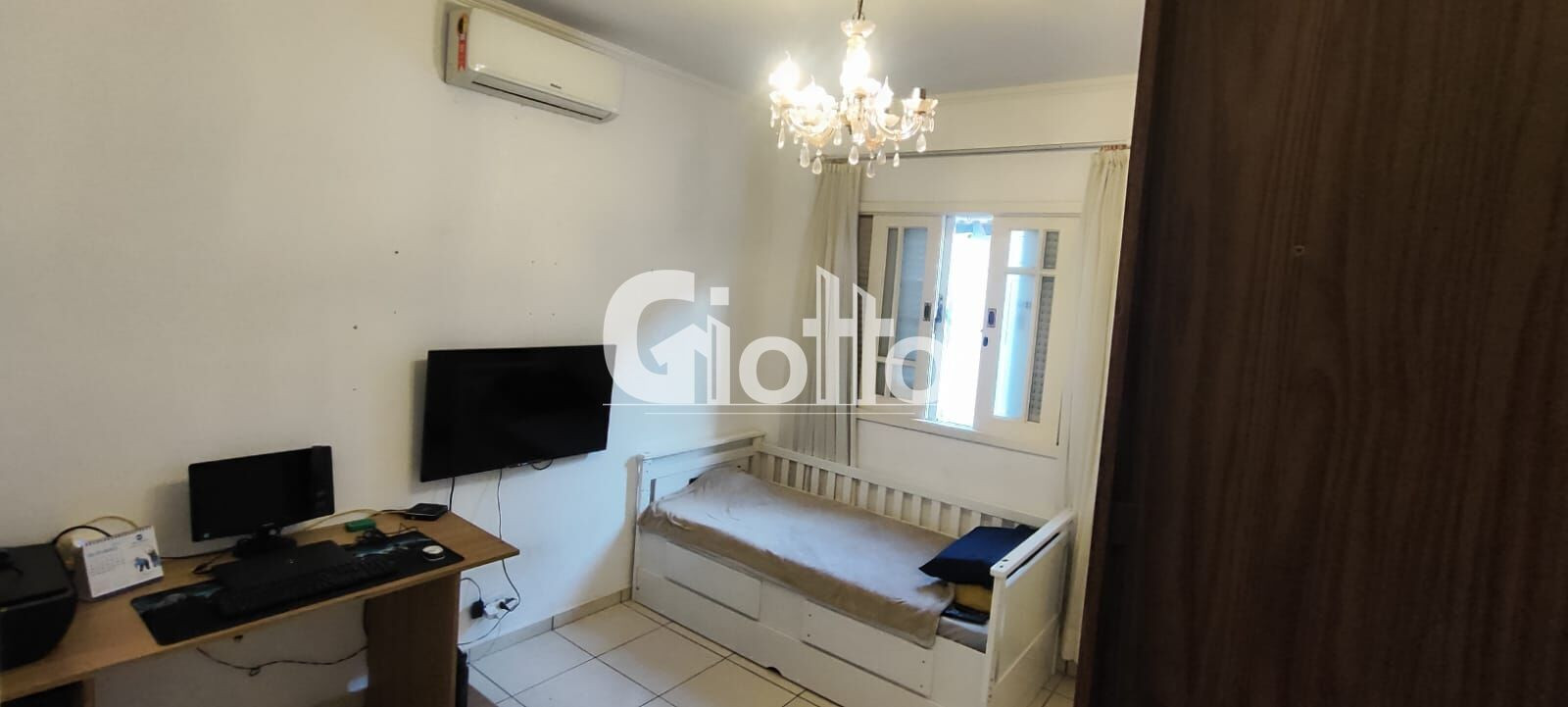 Imagem Casa com 2 Quartos à Venda, 121 m² em Chácara Das Flores - Mogi Das Cruzes