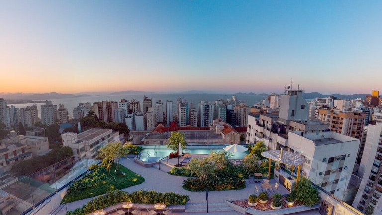 Imagem Imóvel com 2 Quartos à Venda,  em Centro - Florianópolis