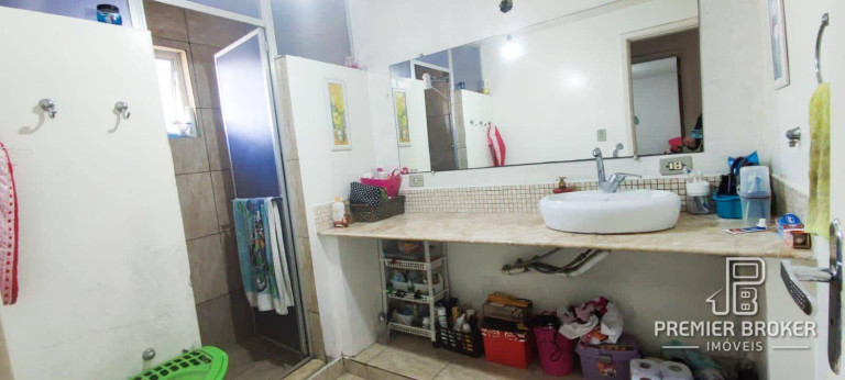 Imagem Casa com 4 Quartos à Venda, 145 m² em Artistas - Teresópolis