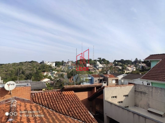 Imagem Casa com 4 Quartos à Venda, 320 m² em Curitiba