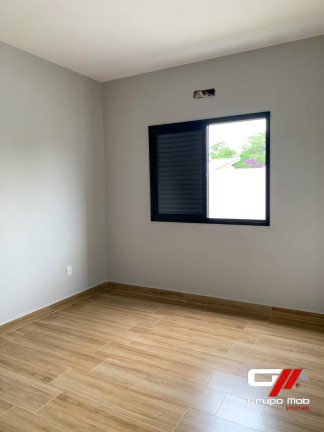 Imagem Casa com 3 Quartos à Venda, 300 m² em Piracangaguá - Taubaté Imagem Casa com 3 Quartos à Venda, 300 m² em Piracangaguá - Taubaté