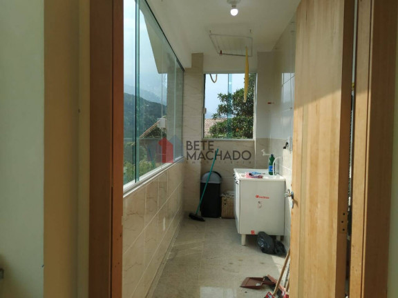 Imagem Casa com 4 Quartos à Venda, 300 m² em Albuquerque - Teresópolis Imagem Casa com 4 Quartos à Venda, 300 m² em Albuquerque - Teresópolis
