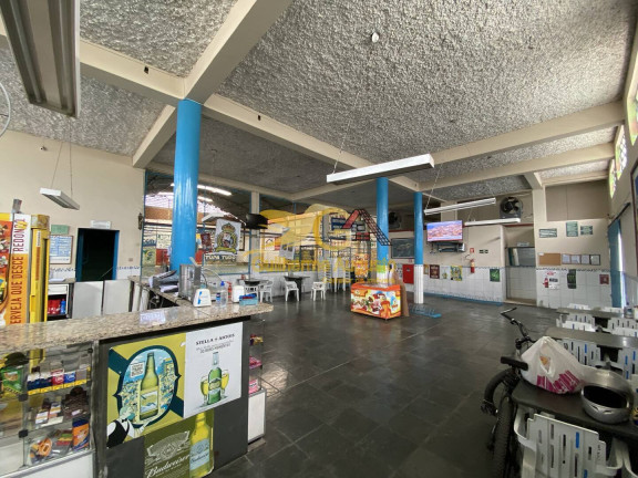 Galpão à Venda, 1.145 m² em Centro - Santa Cruz De Minas