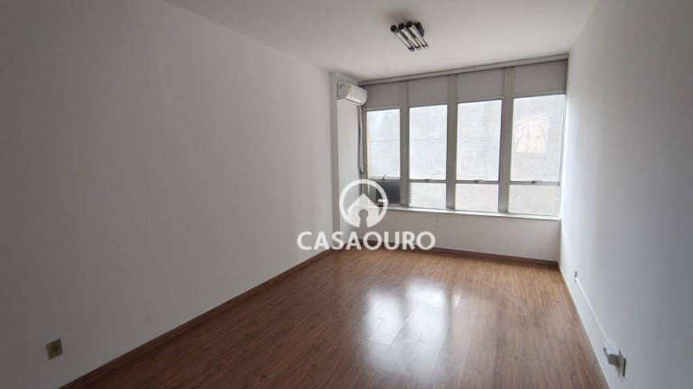 Sala Comercial à Venda, 32 m² em Savassi - Belo Horizonte