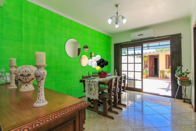 Imagem Casa com 3 Quartos à Venda, 198 m² em Cavalhada - Porto Alegre Imagem Casa com 3 Quartos à Venda, 198 m² em Cavalhada - Porto Alegre