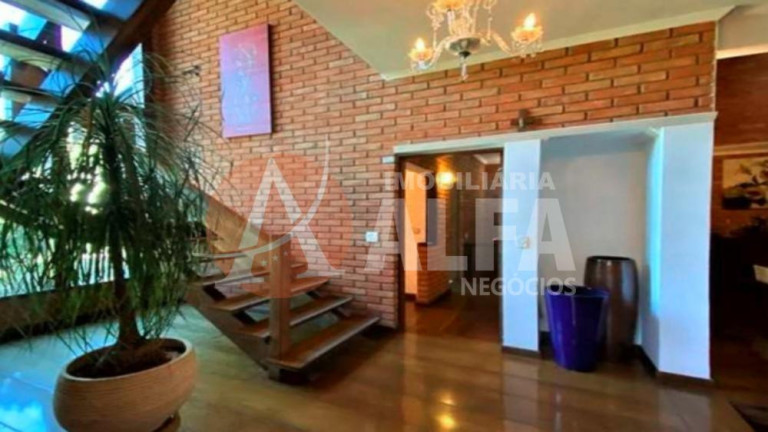 Imagem Casa com 3 Quartos à Venda, 553 m² em Chácara De La Rocca - Carapicuíba Imagem Casa com 3 Quartos à Venda, 553 m² em Chácara De La Rocca - Carapicuíba