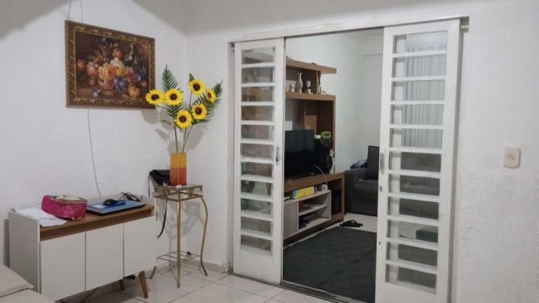 Imagem Sobrado com 2 Quartos à Venda, 150 m² em Jardim Quaresmeira Ii - Suzano Imagem Sobrado com 2 Quartos à Venda, 150 m² em Jardim Quaresmeira Ii - Suzano