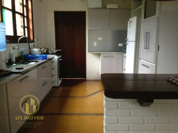 Imagem Sobrado com 4 Quartos à Venda, 400 m² em Camburi - São Sebastião