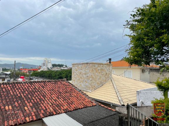 Imagem Casa com 2 Quartos à Venda, 480 m² em Estreito - Florianópolis Imagem Casa com 2 Quartos à Venda, 480 m² em Estreito - Florianópolis