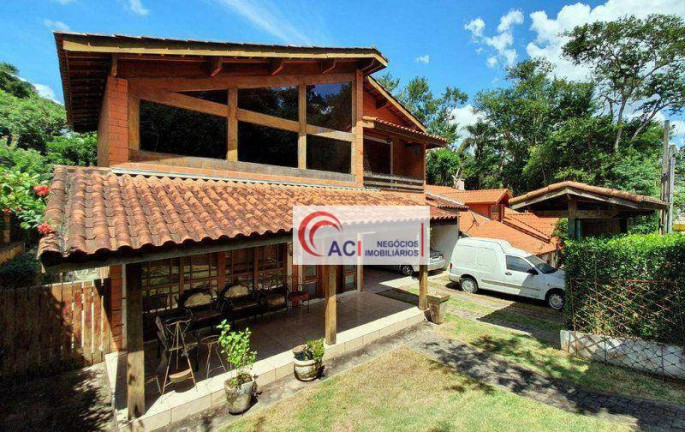 Casa com 3 Quartos à Venda, 230 m² em Vila Verde - Itapevi