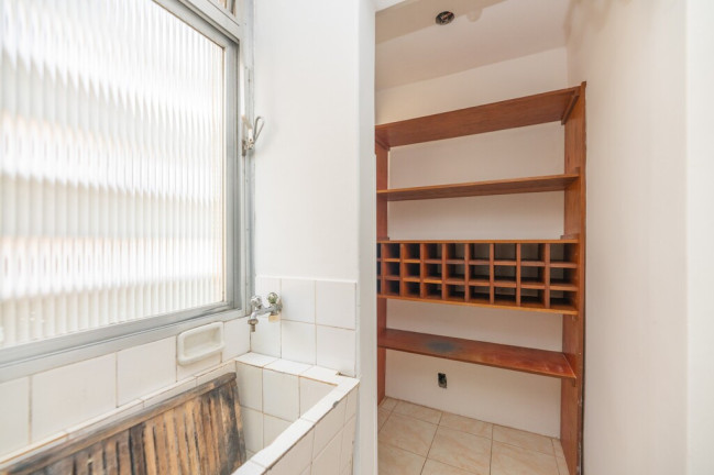 Imagem Apartamento com 3 Quartos à Venda, 121 m² em Centro Histórico - Porto Alegre