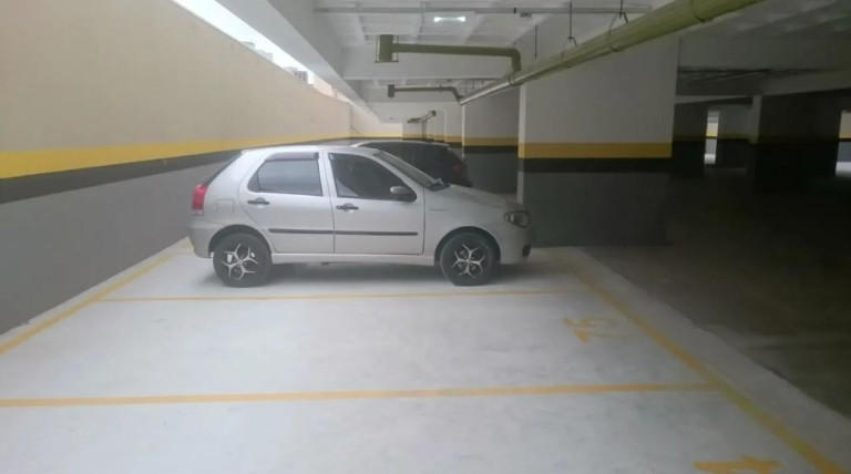 Imagem Apartamento com 2 Quartos à Venda, 50 m² em Centro - Curitiba