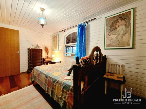 Imagem Casa com 4 Quartos à Venda, 300 m² em Albuquerque - Teresópolis