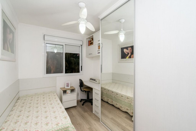 Imagem Apartamento com 3 Quartos à Venda, 83 m² em Vila Ipiranga - Porto Alegre
