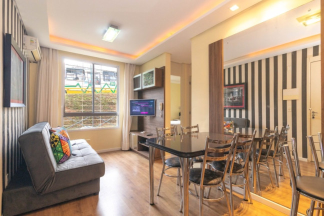 Apartamento com 2 Quartos à Venda, 45 m² em Morro Santana - Porto Alegre
