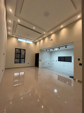 Imagem Casa com 3 Quartos à Venda, 135 m² em Jd Paulista - Maringa