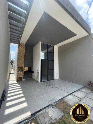 Imagem Casa com 4 Quartos à Venda,  em Centro - Eusébio