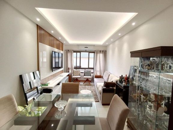 Imagem Apartamento com 2 Quartos à Venda, 71 m² em Jardim Botânico - Porto Alegre