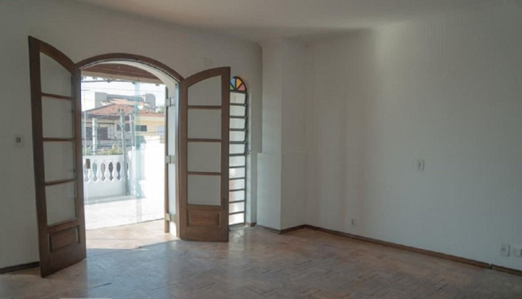Imagem Sobrado com 3 Quartos para Alugar, 260 m² em Vila Scarpelli - Santo André Imagem Sobrado com 3 Quartos para Alugar, 260 m² em Vila Scarpelli - Santo André