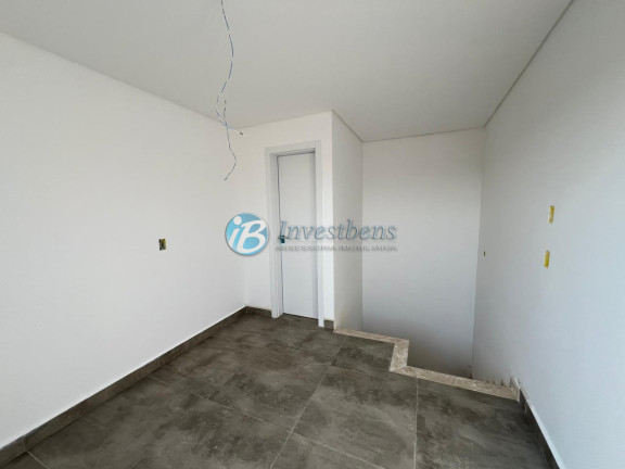 Imagem Casa de Condomínio com 3 Quartos à Venda, 133 m² em Xaxim - Curitiba Imagem Casa de Condomínio com 3 Quartos à Venda, 133 m² em Xaxim - Curitiba