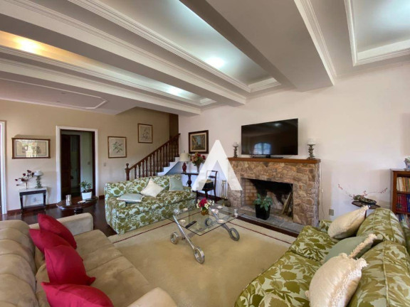 Imagem Casa com 6 Quartos à Venda, 470 m² em Golfe - Teresópolis Imagem Casa com 6 Quartos à Venda, 470 m² em Golfe - Teresópolis