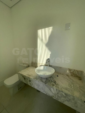 Imagem Casa com 4 Quartos à Venda, 370 m² em Alphaville - Santana De Parnaíba Imagem Casa com 4 Quartos à Venda, 370 m² em Alphaville - Santana De Parnaíba