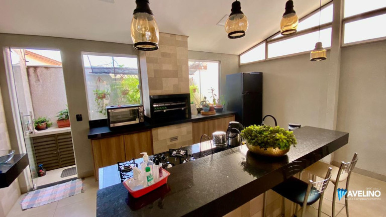 Imagem Casa com 3 Quartos à Venda, 227 m² em Vila Vilas Boas - Campo Grande Imagem Casa com 3 Quartos à Venda, 227 m² em Vila Vilas Boas - Campo Grande