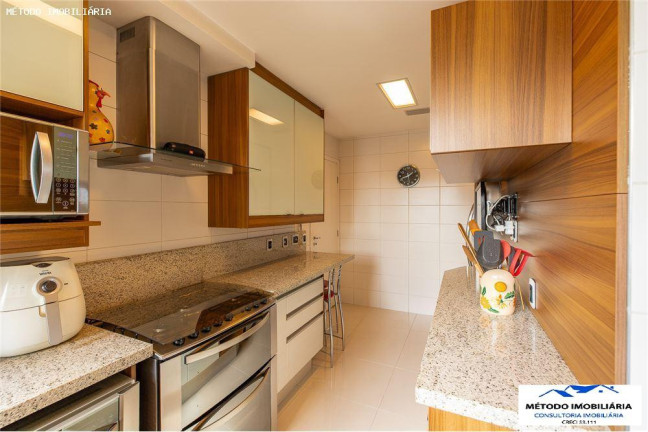 Imagem Imóvel com 3 Quartos à Venda, 180 m² em Campo Belo - São Paulo