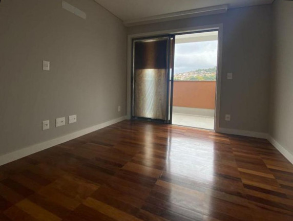 Foto do imóvel Cobertura com 4 Quartos à Venda, 211 m² em Agriões - Teresópolis