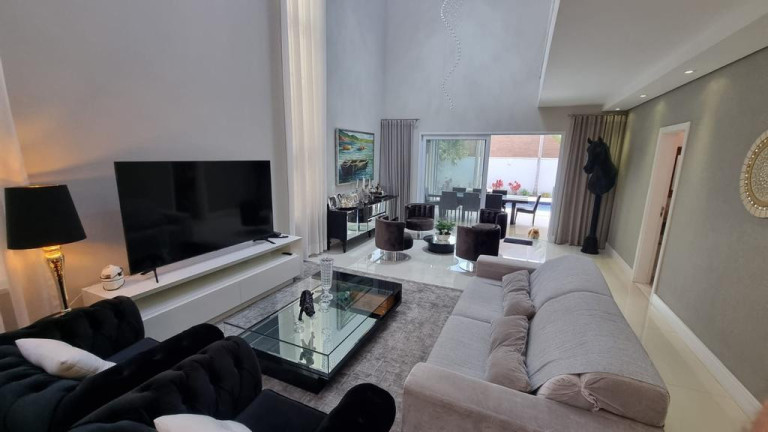 Imagem Sobrado com 4 Quartos à Venda, 334 m² em Loteamento Parque Dos Alecrins - Campinas Imagem Sobrado com 4 Quartos à Venda, 334 m² em Loteamento Parque Dos Alecrins - Campinas