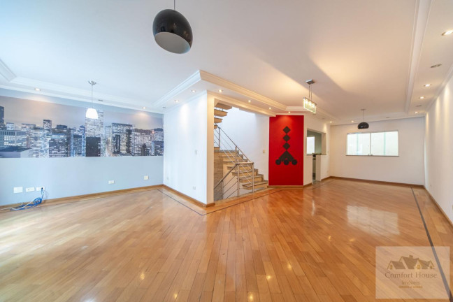 Sobrado com 3 Quartos à Venda, 228 m² em Vila Gilda - Santo André