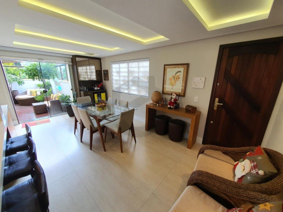 Imagem Casa de Condomínio com 3 Quartos à Venda, 170 m² em São Lourenço - Curitiba