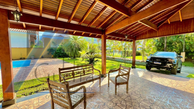 Imagem Casa com 3 Quartos à Venda, 250 m² em Horto Florestal - Ubatuba Imagem Casa com 3 Quartos à Venda, 250 m² em Horto Florestal - Ubatuba