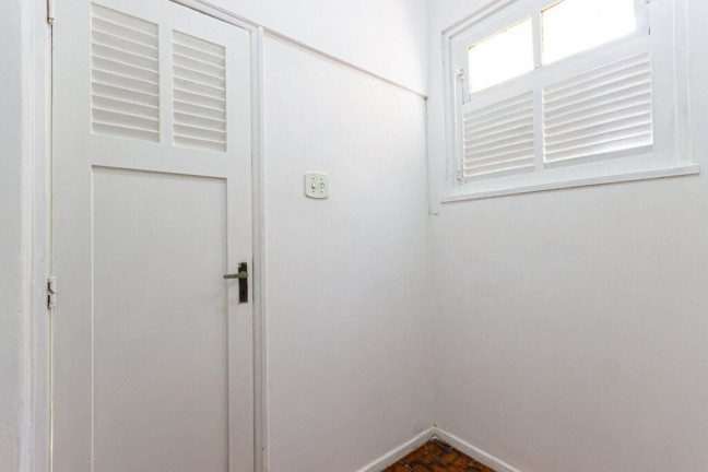 Imagem Imóvel com 3 Quartos à Venda, 94 m² em Copacabana - Rio De Janeiro Imagem Imóvel com 3 Quartos à Venda, 94 m² em Copacabana - Rio De Janeiro