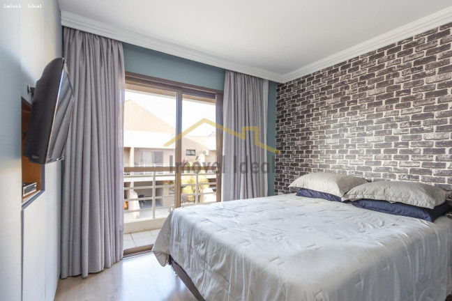 Imagem Casa com 3 Quartos à Venda, 140 m² em Atuba - Curitiba Imagem Casa com 3 Quartos à Venda, 140 m² em Atuba - Curitiba