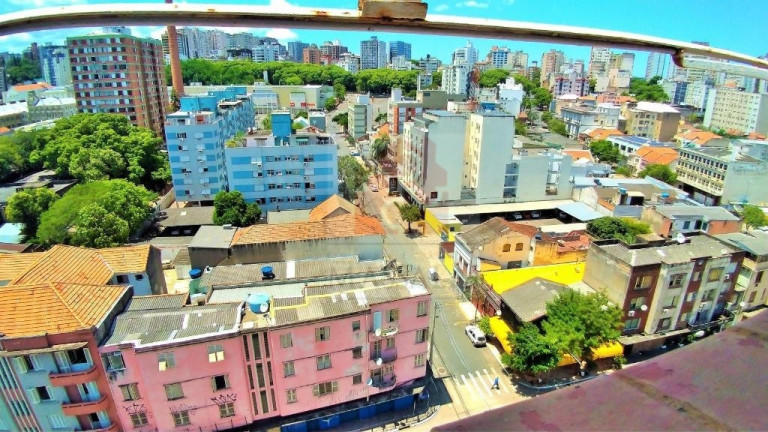 Imagem Apartamento com 2 Quartos à Venda, 70 m² em Floresta - Porto Alegre Imagem Apartamento com 2 Quartos à Venda, 70 m² em Floresta - Porto Alegre
