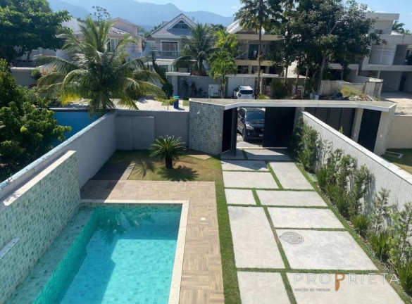 Imagem Casa de Condomínio com 4 Quartos à Venda, 300 m² em Barra Da Tijuca - Rio De Janeiro Imagem Casa de Condomínio com 4 Quartos à Venda, 300 m² em Barra Da Tijuca - Rio De Janeiro