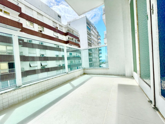 Imagem Apartamento com 2 Quartos à Venda, 100 m² em Pitangueiras - Guarujá Imagem Apartamento com 2 Quartos à Venda, 100 m² em Pitangueiras - Guarujá