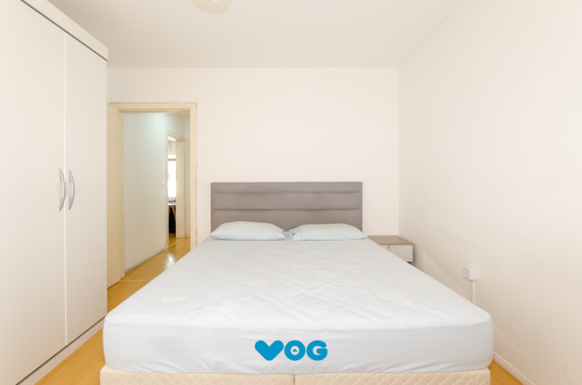Imagem Imóvel com 2 Quartos à Venda, 62 m² em Petrópolis - Porto Alegre Imagem Imóvel com 2 Quartos à Venda, 62 m² em Petrópolis - Porto Alegre