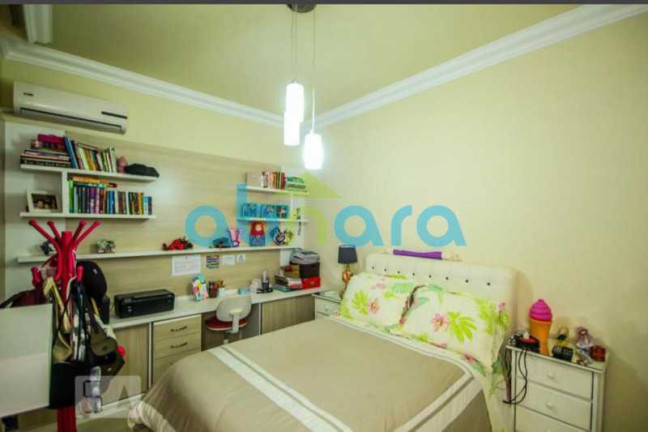 Imagem Apartamento com 3 Quartos à Venda, 144 m² em Copacabana - Rio De Janeiro Imagem Apartamento com 3 Quartos à Venda, 144 m² em Copacabana - Rio De Janeiro