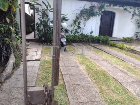Imagem Casa com 3 Quartos à Venda, 202 m² em Enseada - Guarujá Imagem Casa com 3 Quartos à Venda, 202 m² em Enseada - Guarujá