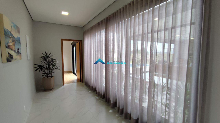 Imagem Casa com 3 Quartos à Venda, 340 m² em Caxambu - Jundiaí