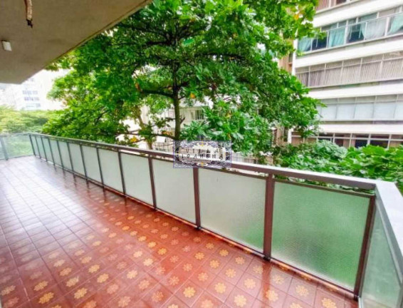 Imagem Apartamento com 4 Quartos à Venda, 250 m² em Copacabana - Rio De Janeiro