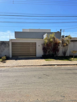 Casa com 3 Quartos à Venda, 130 m² em Jardim Mariliza - Goiânia