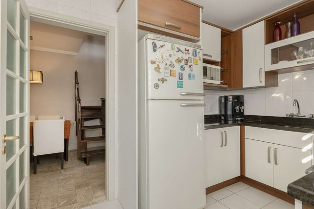 Imagem Imóvel com 2 Quartos à Venda, em Auxiliadora - Porto Alegre Imagem Imóvel com 2 Quartos à Venda, em Auxiliadora - Porto Alegre