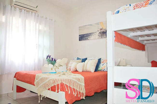 Imagem Casa com 3 Quartos à Venda, 210 m² em Enseada - Ubatuba