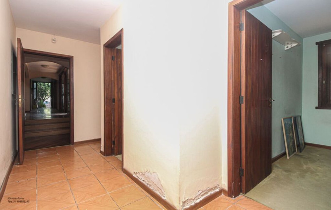 Imagem Casa com 4 Quartos à Venda, 252 m² em Jardim Isabel - Porto Alegre