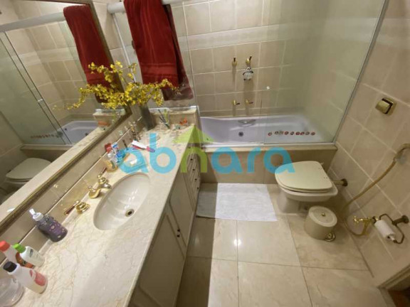 Imagem Apartamento com 4 Quartos à Venda, 280 m² em Copacabana - Rio De Janeiro Imagem Apartamento com 4 Quartos à Venda, 280 m² em Copacabana - Rio De Janeiro