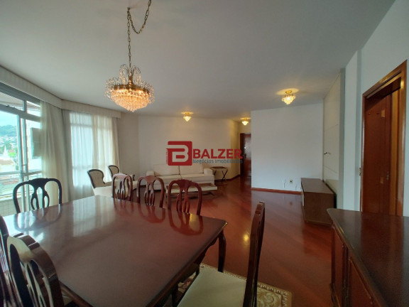 Imagem Apartamento com 4 Quartos à Venda, 257 m² em Centro - Florianópolis Imagem Apartamento com 4 Quartos à Venda, 257 m² em Centro - Florianópolis