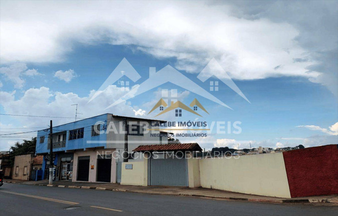 Sobrado com 4 Quartos à Venda, 310 m² em Centro - Tatuí